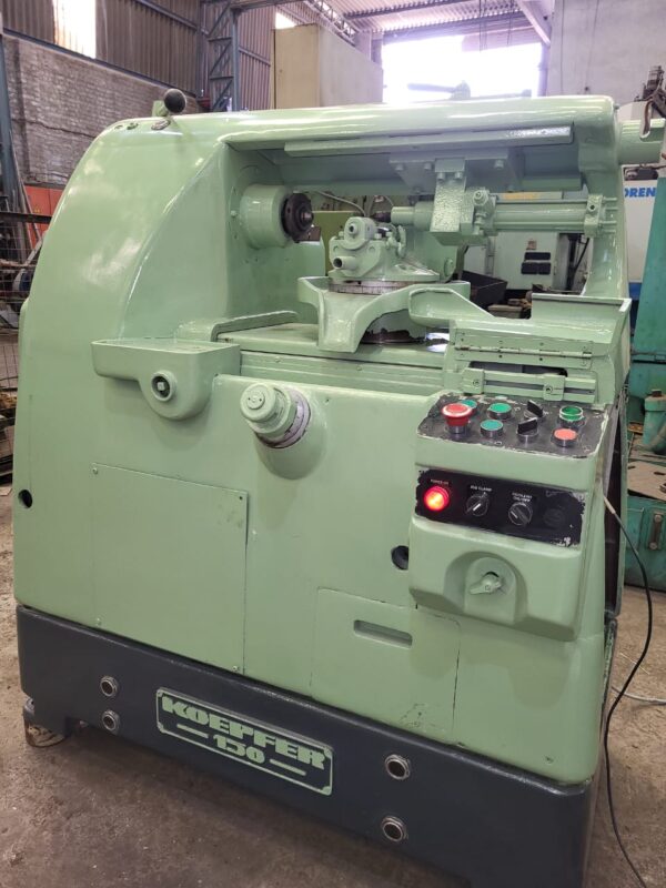 Koepfer 150 gear hobbing machine