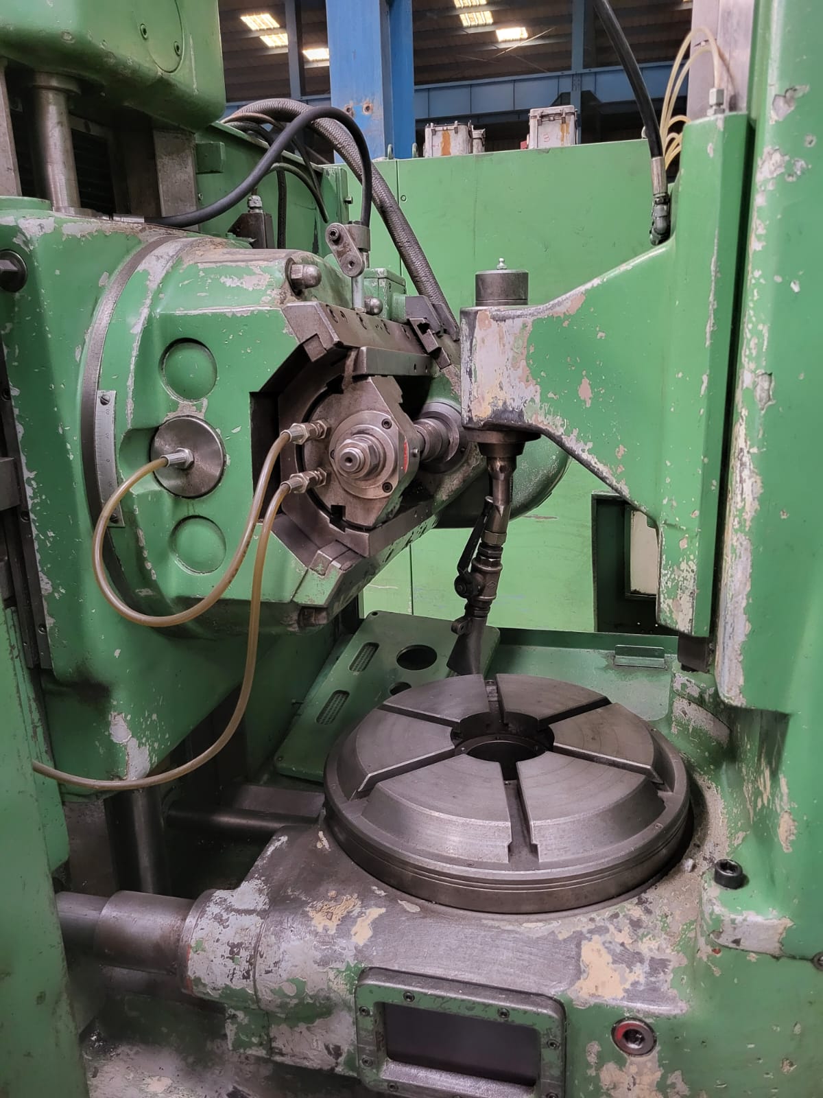 WhatsApp Image 2026-02-16 at 4.07.18 PM (1) Used Gear Hobbing Machine