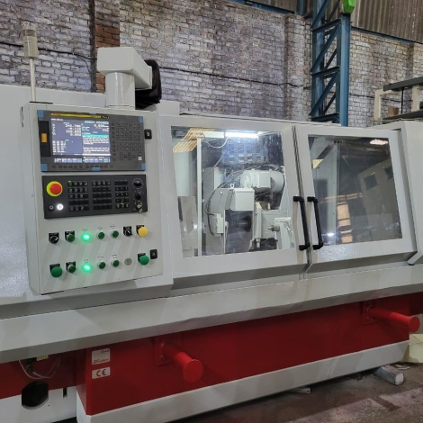 CNC cylindrical Grinding Machine