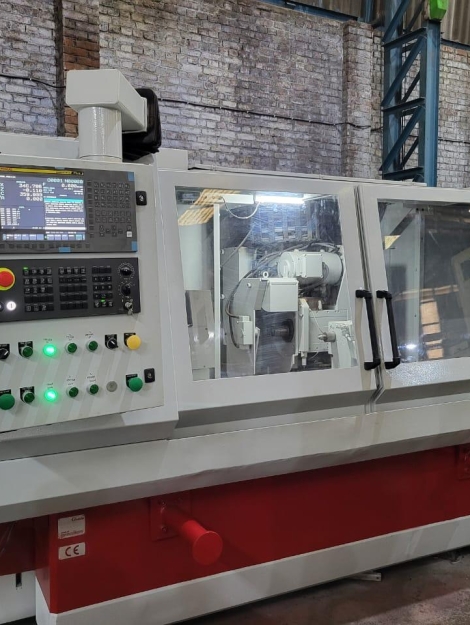 CNC cylindrical Grinding Machine