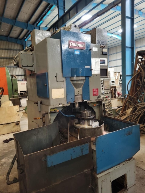 used Fellows 10-4 Gear shaper machine