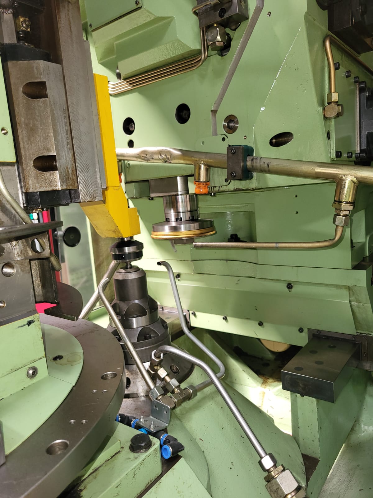 Liebherr LS 122 CNC Gear shaper
