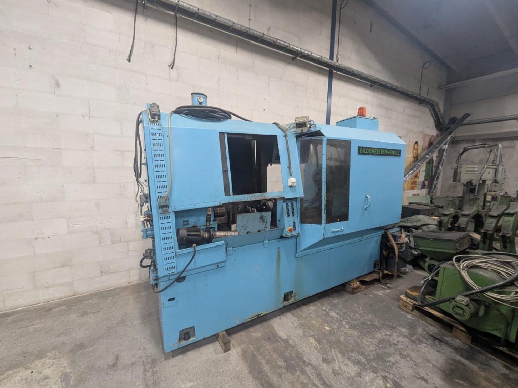Glidemaster Knoll gun drill machine