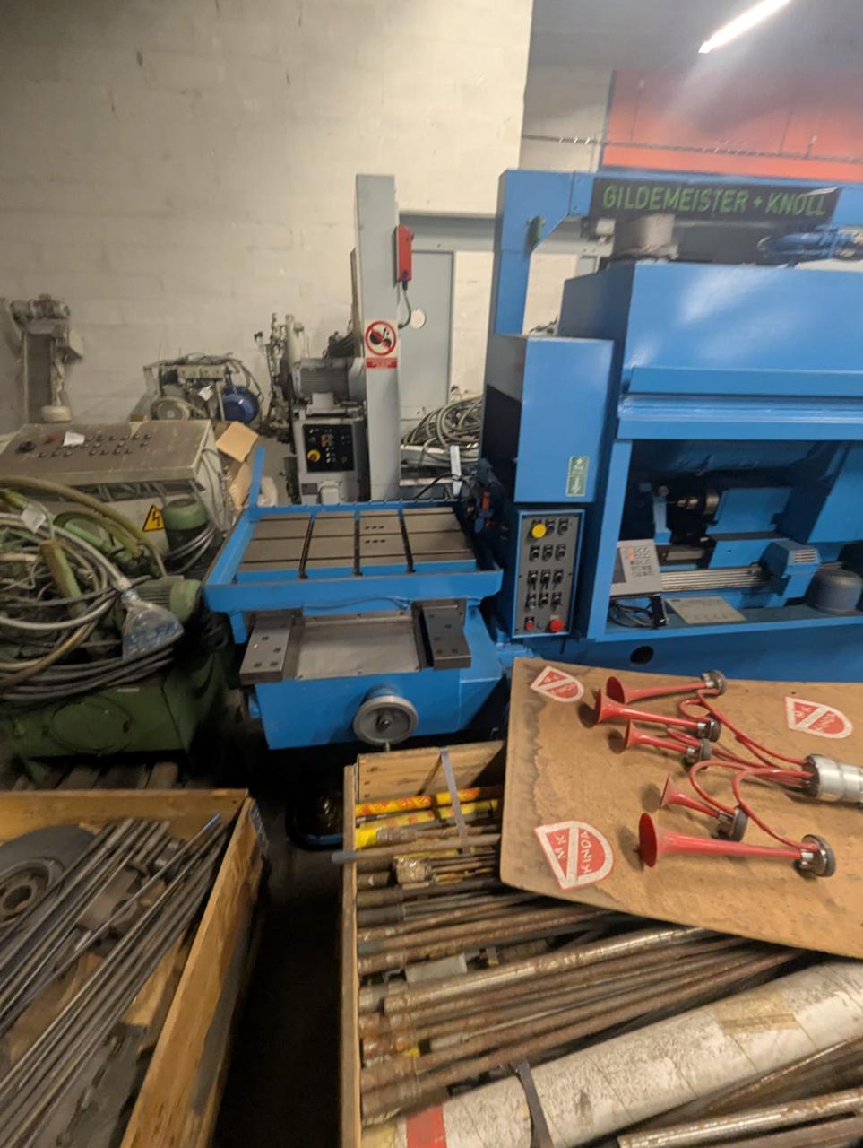 Knoll gun drill machine