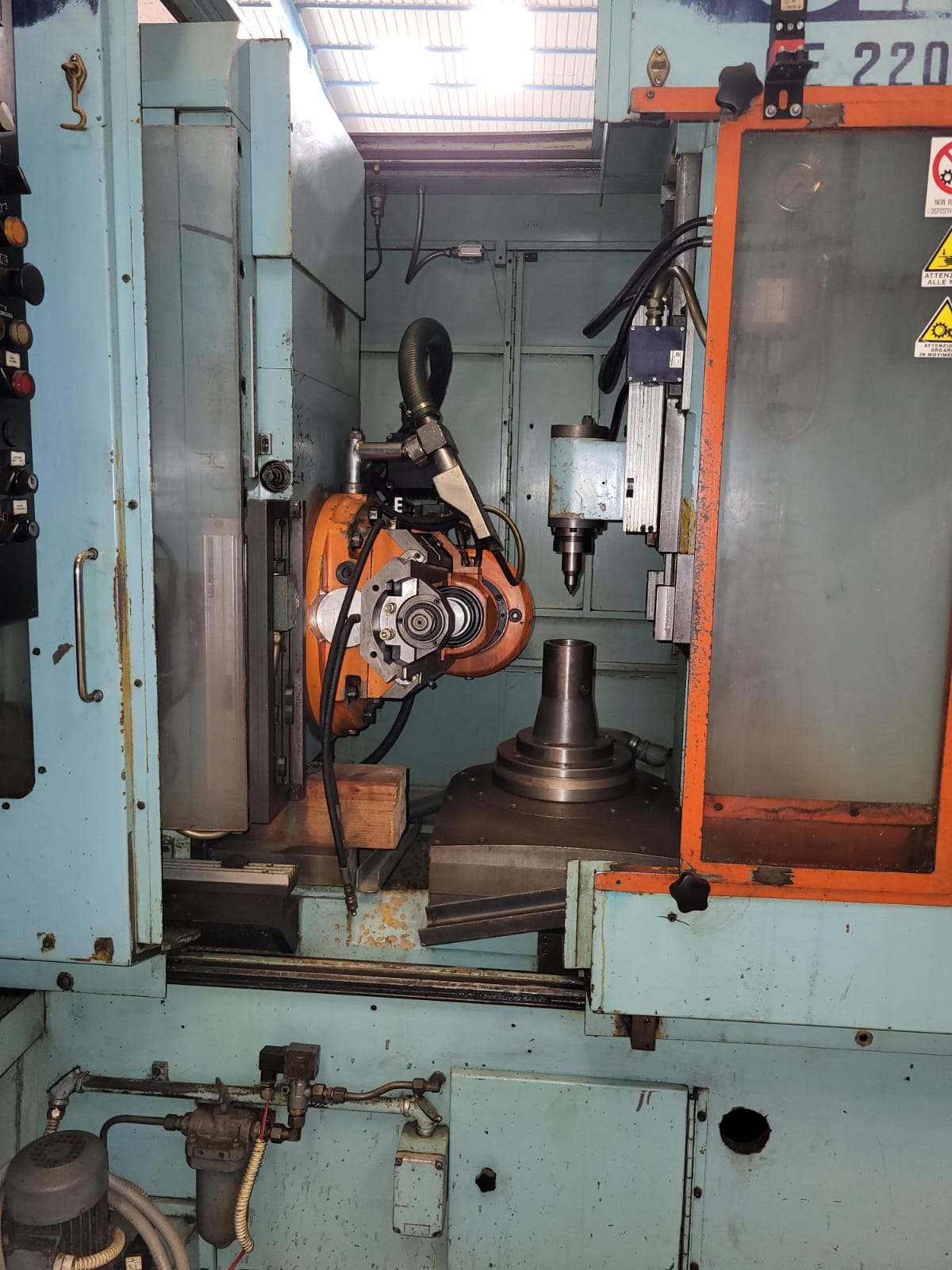 used CNC Gear Hobbing CNC Gear Hobbing